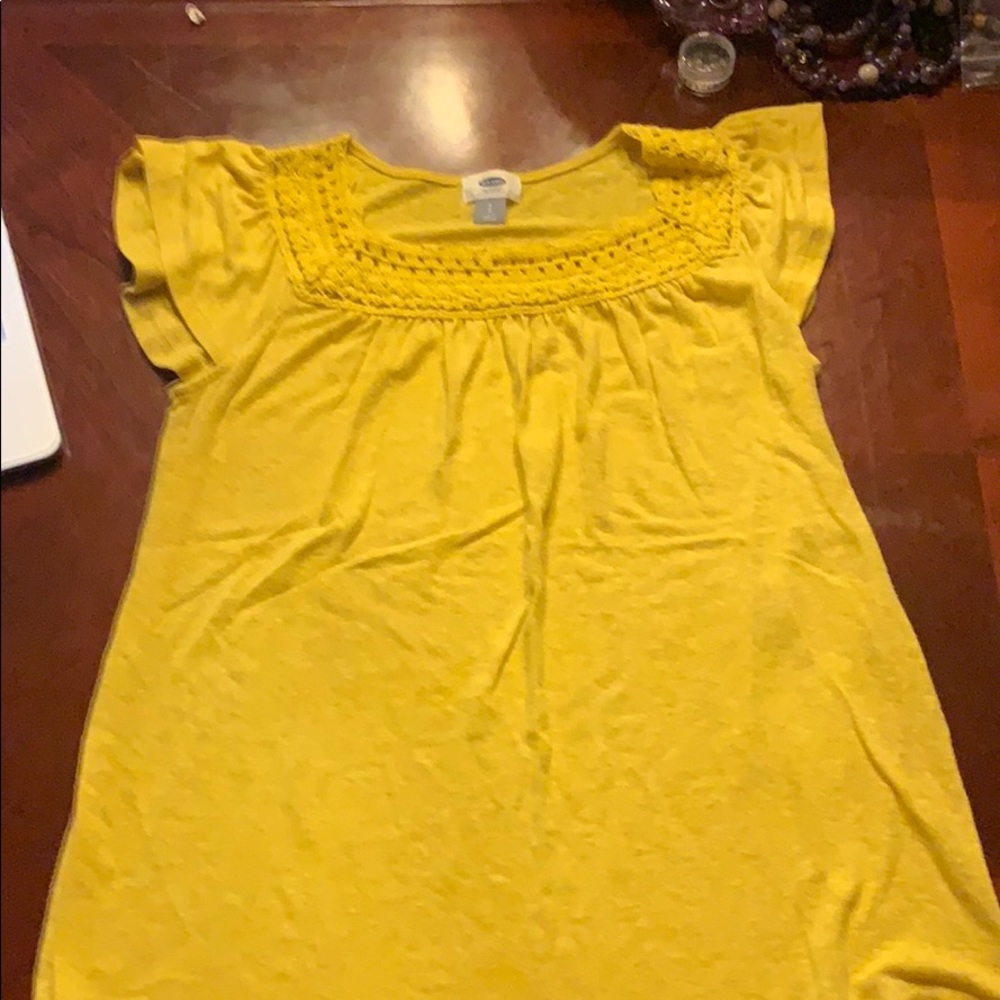 NWOT yellow old navy top